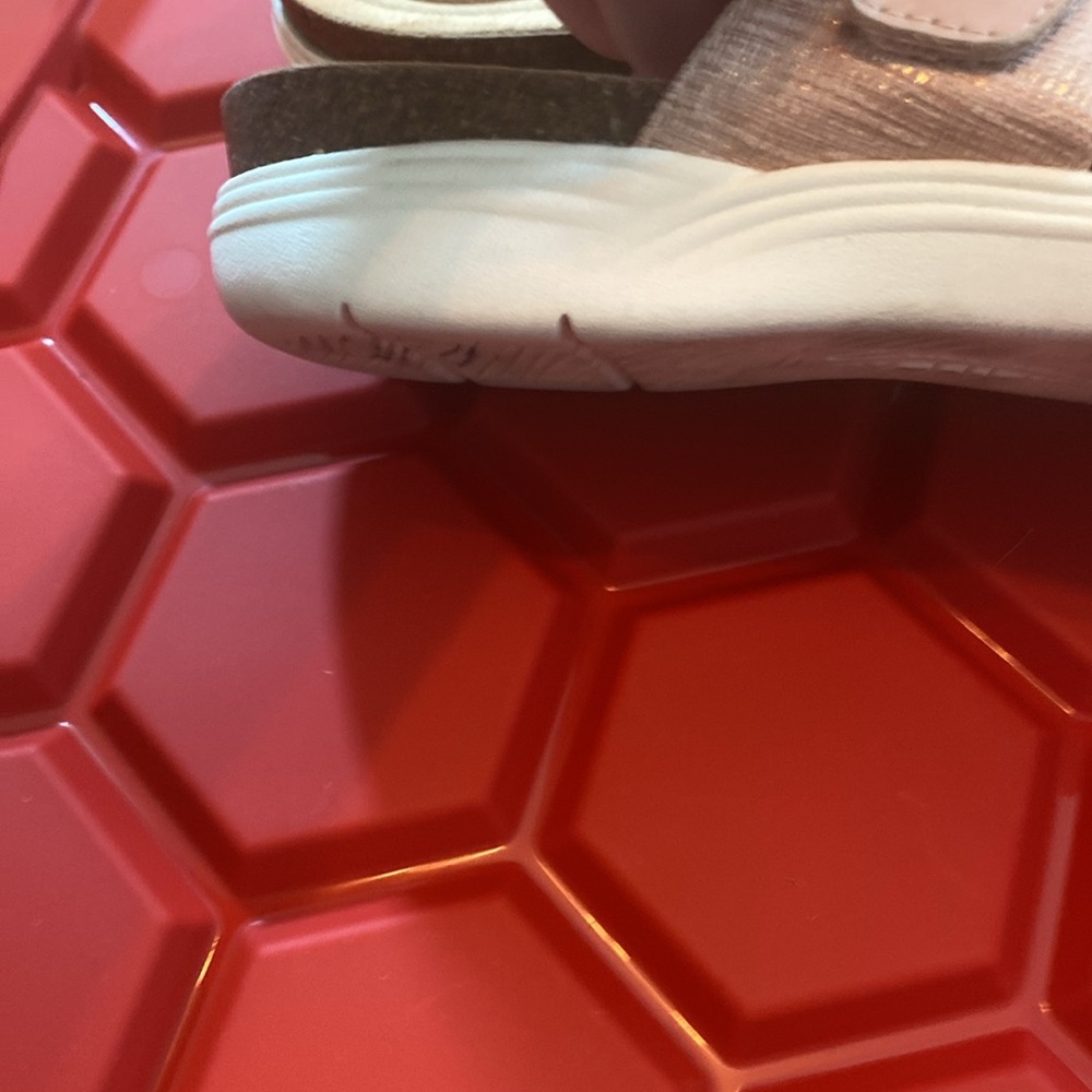 Clarks Collection Sandals - Picture 11 of 11